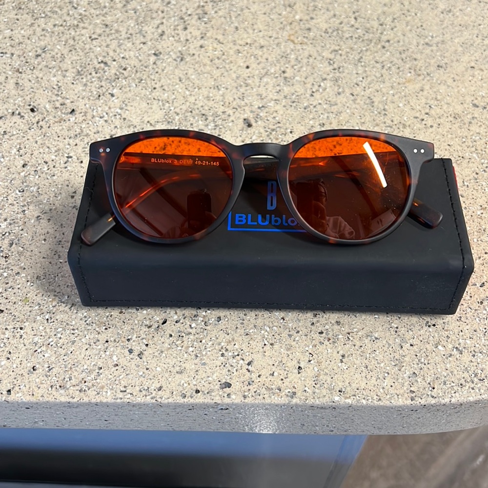 BLUblox Clarke Sleep glasses